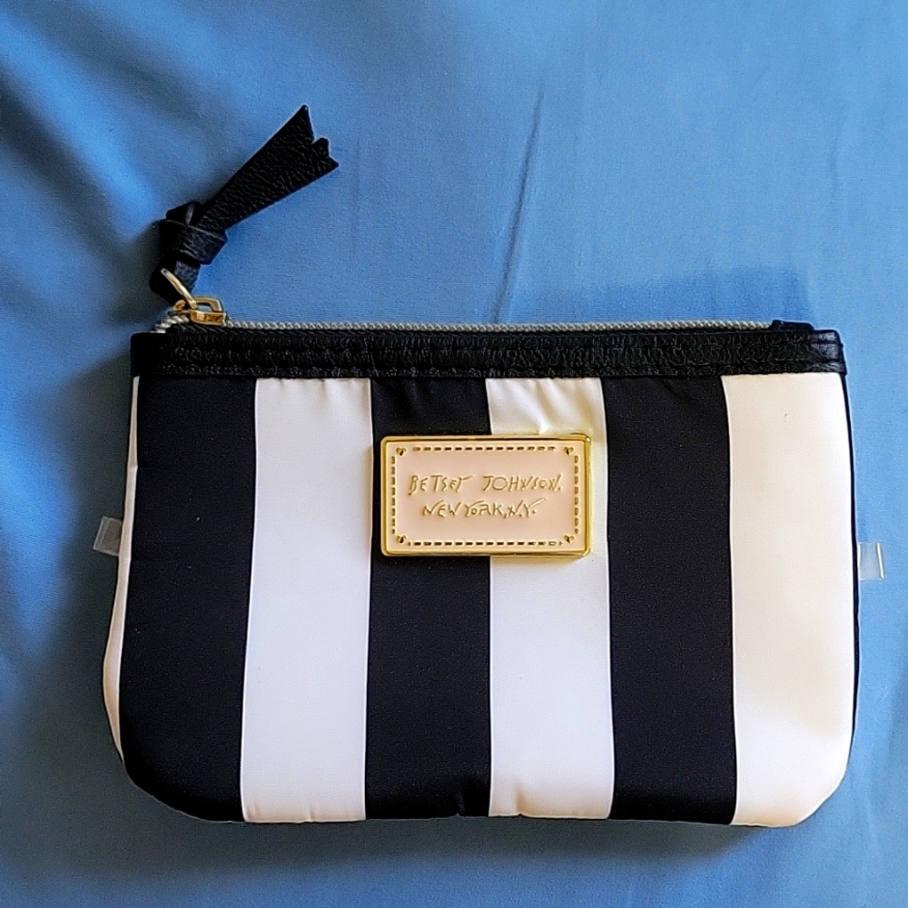 Betsey Jonson card holder